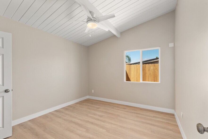 Building Photo - 4020 Fond du Lac Ave
