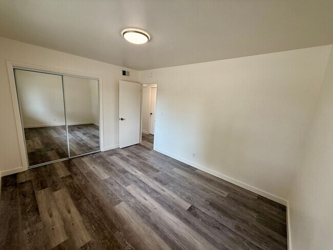 Building Photo - 3618 Manzana St
