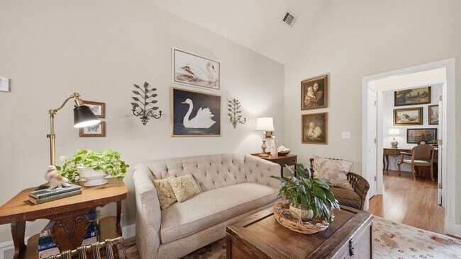 Building Photo - 1164 Misty Isle Dr