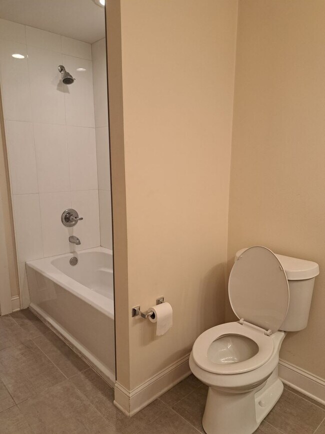 Building Photo - 9540-42 Stroelitz