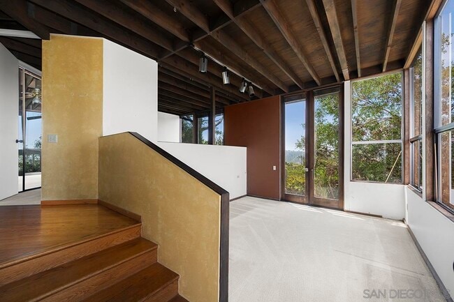 Building Photo - 13070 Via Grimaldi