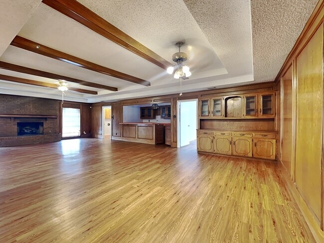 Building Photo - 7105 Rolling Fork Dr