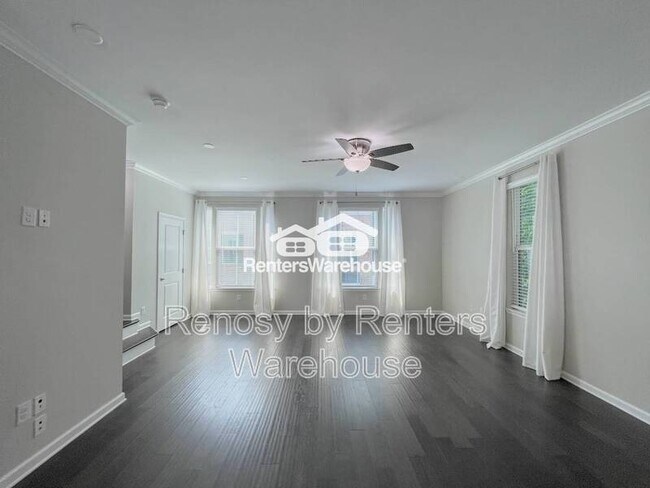 Building Photo - 521 Charles Porteus Ln