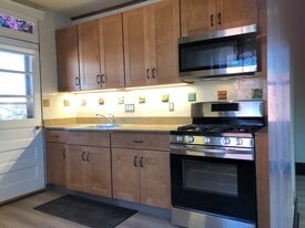 Building Photo - 1308A Tower Grove Ave