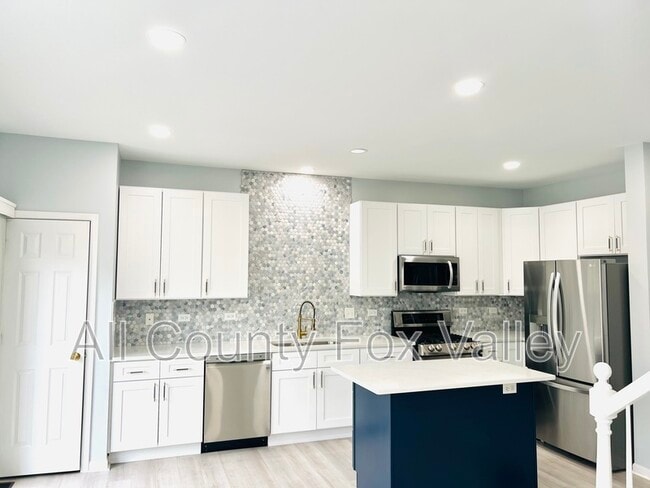 Building Photo - 1602 Edinburgh Dr