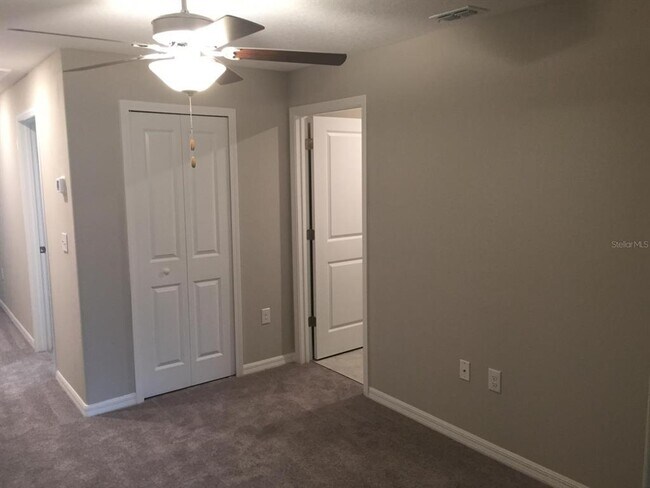 Building Photo - 9618 Pembrooke Pines Dr