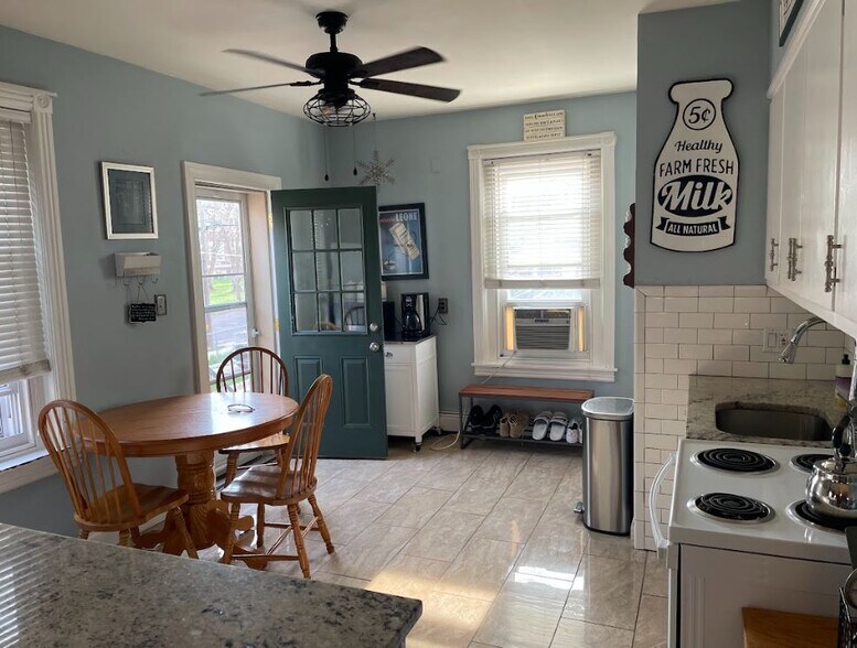 Kitchen3 - 320 Gay St
