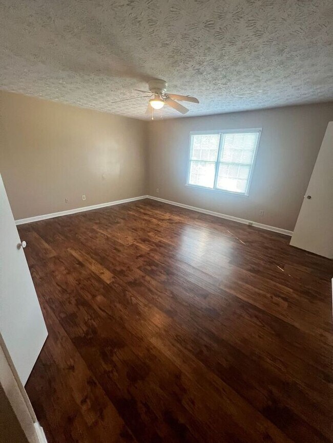 Building Photo - !!!WARNING: AVOID SCAMS CONFIRM RENTAL AT ...