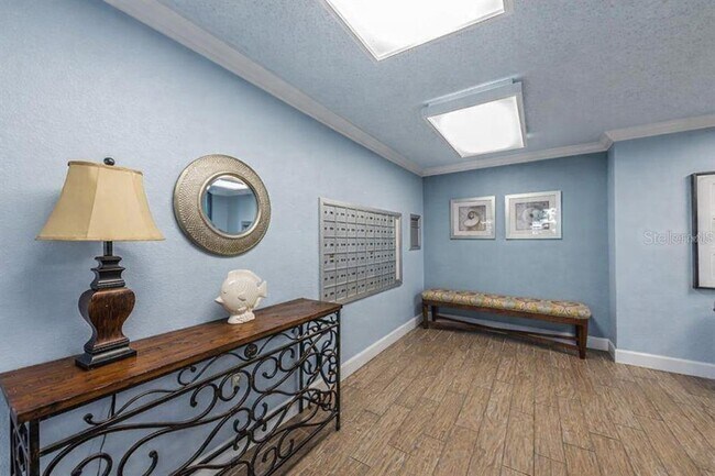 Building Photo - 1316 Pasadena Ave S