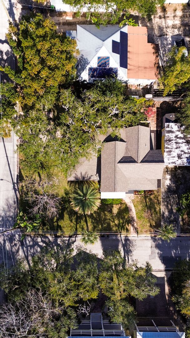 Building Photo - 14 Sanchez Ave