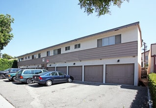Building Photo - 328 W Loraine St
