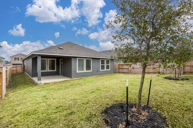 Building Photo - 17877 Stone Ter Ct