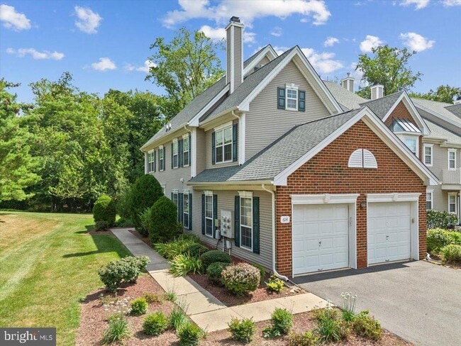 Building Photo - 614 Bollen Ct