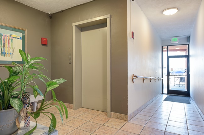 Interior Photo - Alki Shores Apartments