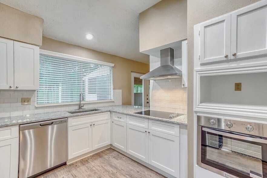 Building Photo - 10578 Twilight Moon Dr