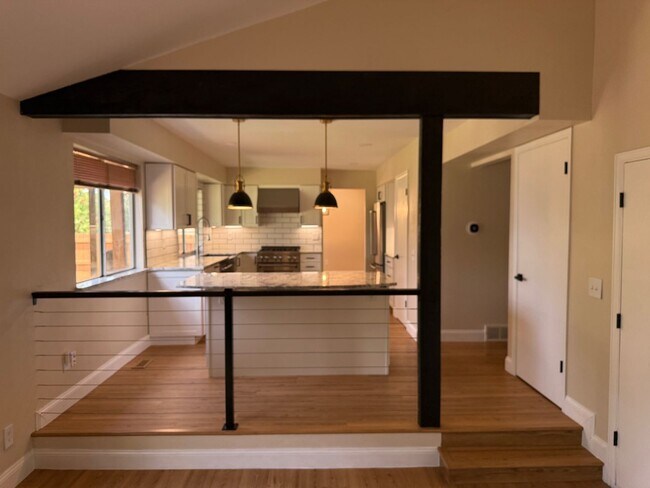 Building Photo - Stunning Cheyenne Mountain 4 Bedroom Home