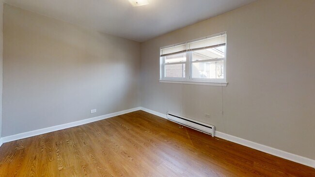 Building Photo - 6606 Windsor Ave