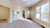 Building Photo - 4 Bed 2 Bath Single Family Home for Rent in Butler, PA