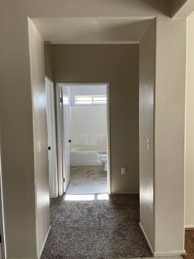 Building Photo - Long-term Rental