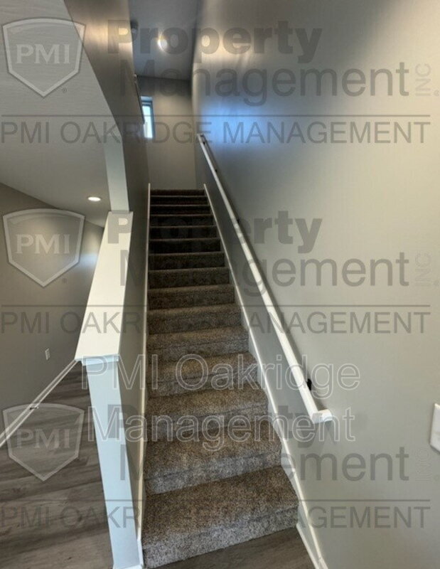 Building Photo - 241 Bruns Dr