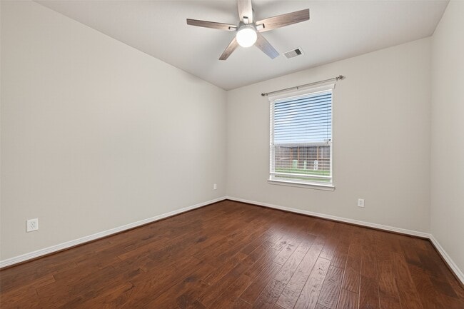 Building Photo - 5215 Field Briar Ln