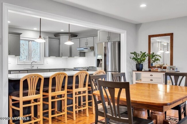 Building Photo - 1923 Whitesville Rd