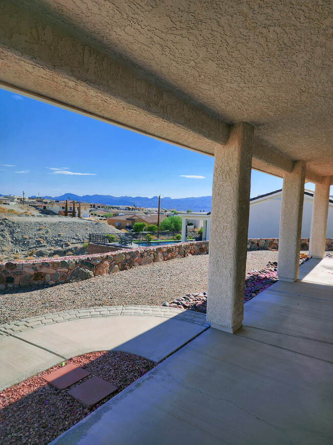 Back Patio - 3790 Canyon Cove Dr