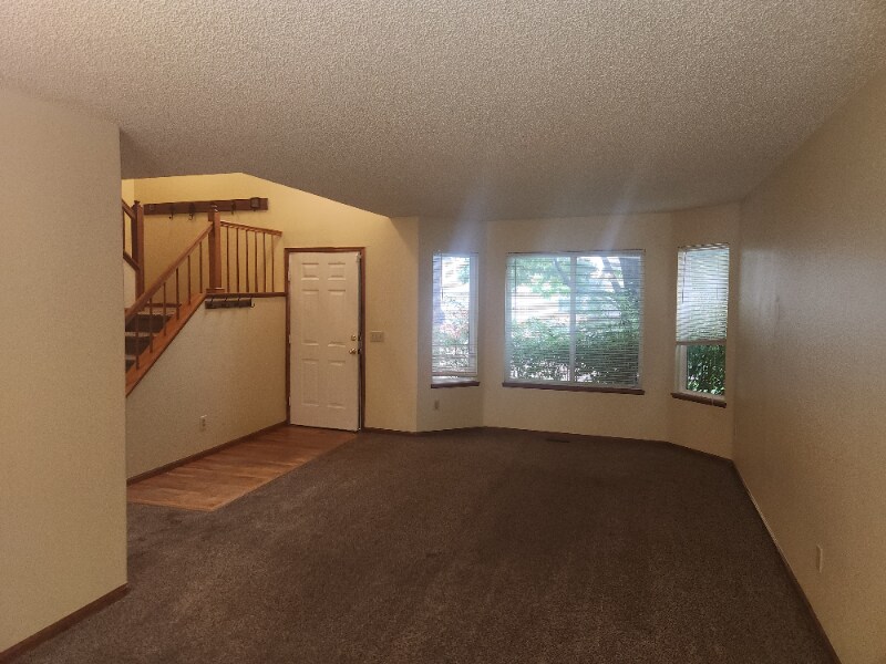 Building Photo - 2775 Lear Dr