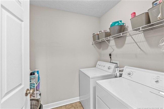 Building Photo - 316 Whitestone Dr