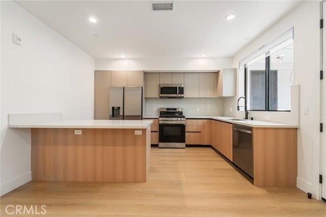 Building Photo - 7510 Sepulveda Blvd