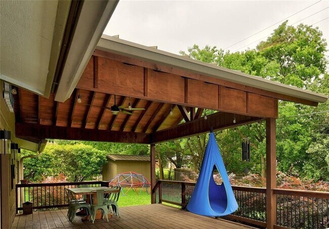 Building Photo - 510 Bulian Ln