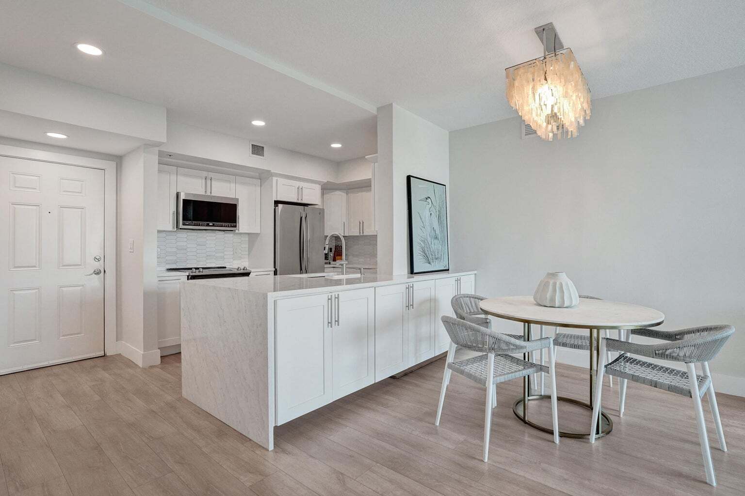 Building Photo - 700 E Boynton Beach Blvd