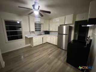 Building Photo - 1512 E Barton Ave