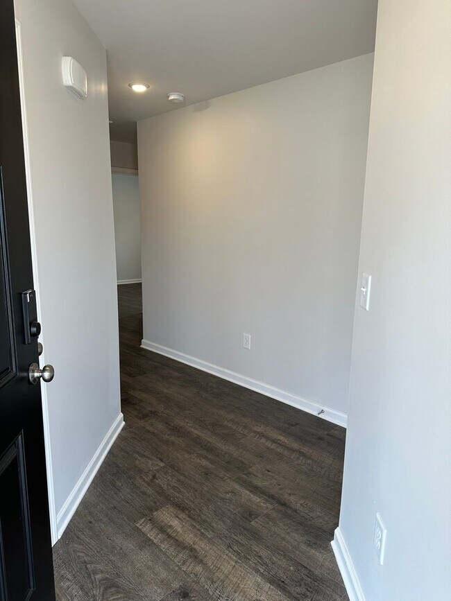 Building Photo - Pre-Leasing Now | Beautiful 4 Bedroom, 2 Bath Home Offering Space & Comfort in Kilpatrick Landing