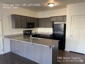 Building Photo - Move In Special! $300 First Months Rent!