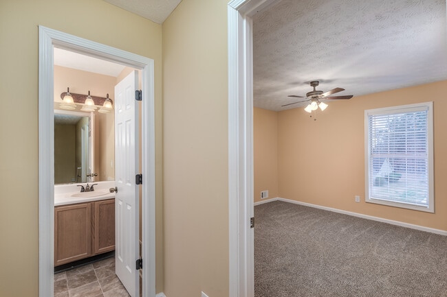 Building Photo - Coming Soon 2/24/26) 3 Bed, 2.5 Bath., Large Bonus Room Ranch Home