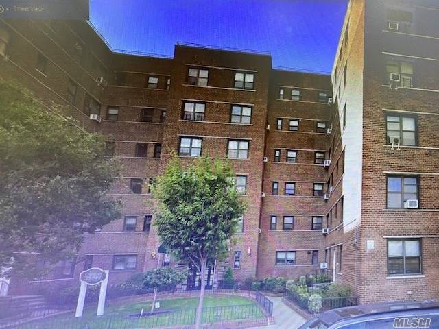 Primary Photo - 92-40 Queens Blvd