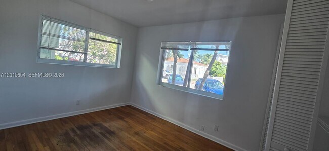 Building Photo - 615 82nd St