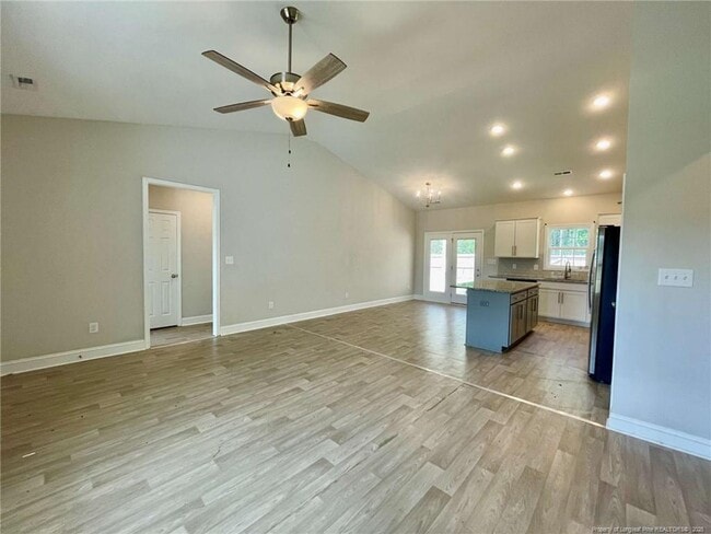 Building Photo - 111 Alfalfa Dr