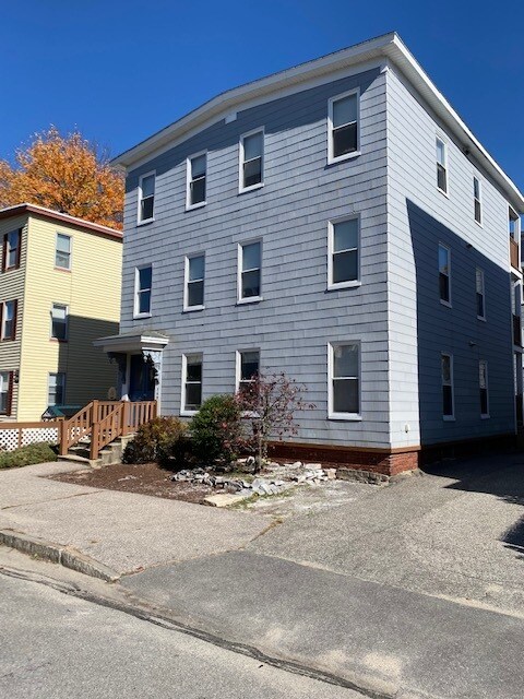 Building Photo - 369 Dubuque St