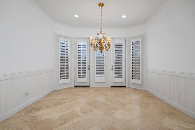 Building Photo - 50665 Spyglass Hill Dr