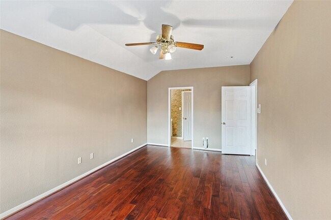 Building Photo - 1423 Meadow Lakes Dr