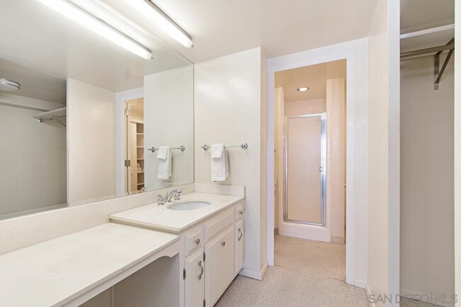 Master Bath - 939 Coast Blvd