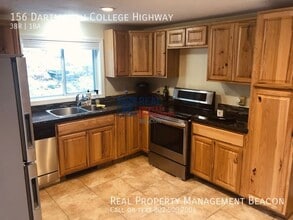 Building Photo - 156 Dartmouth College Hwy