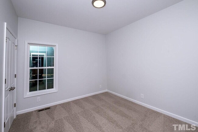 Building Photo - Cozy Ranch Home with Modern Upgrades in Durham