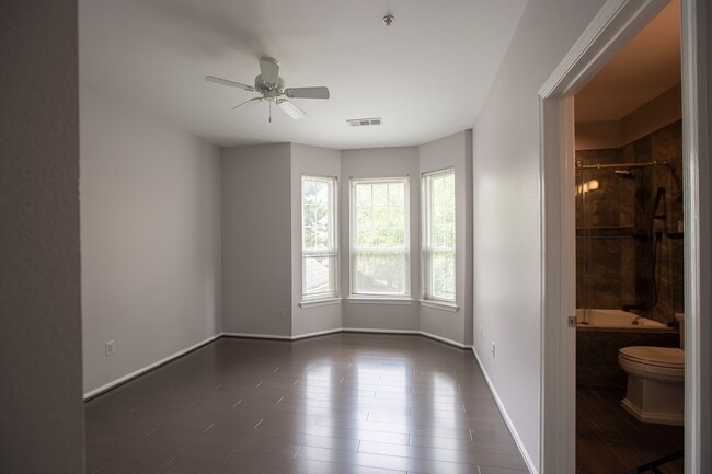 Building Photo - 1550 Spring Gate Dr.