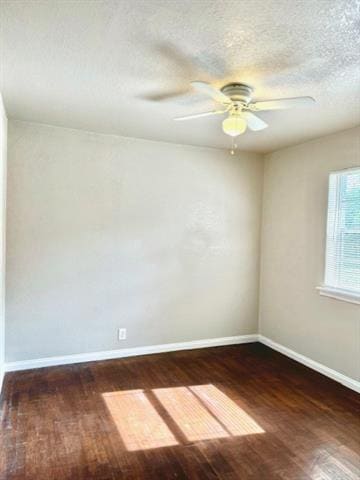 Building Photo - 4920 Susan Lee Ln