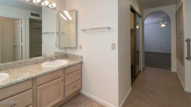Building Photo - 17116 E Salida Dr