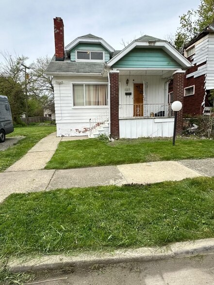 Building Photo - 16019 Prospect St