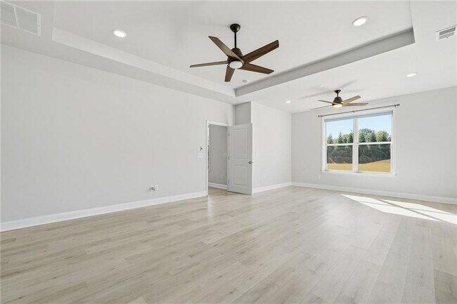 Building Photo - 7040 Ansley Pk Wy